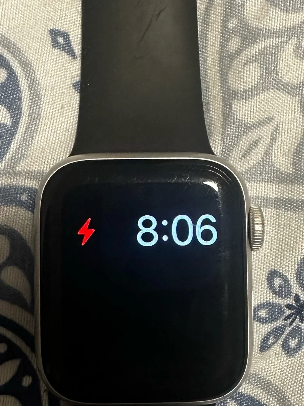 with Black Sport Band - Silver Case